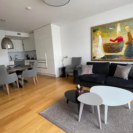 Cozy Stylish Spacious Flat شقة *